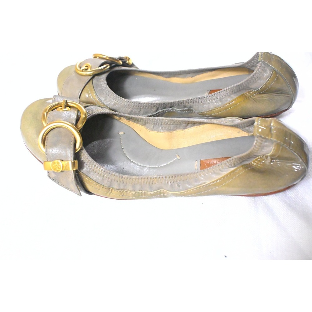 BCBGMAXAZRIA Gray Olive Patent Leather Buckle Ballet Flats Scrunched Sz 9M - Picture 10 of 12